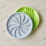 Ollie B. Good Wheelies 2-in-1 Lick Mat & Lid